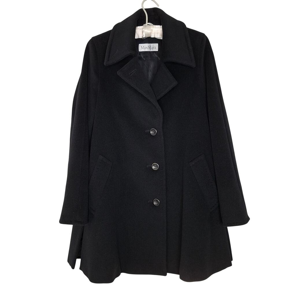 MaxMara Short Virgin Wool Coat Single breasted Side slits Oversized Black